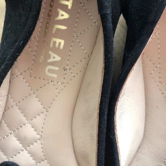 Italeau Black Loafer - Picture 3 of 3